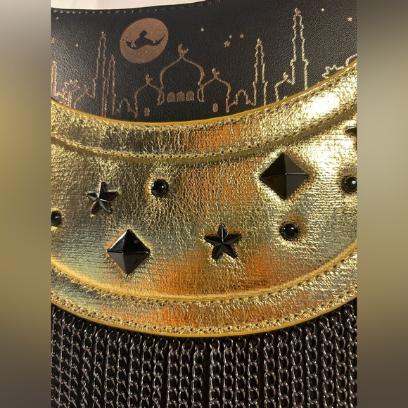 Danielle Nicole Disney 30th Anniversary Jasmine Aladdin Crossbody Bag NWT - Picture 9 of 10